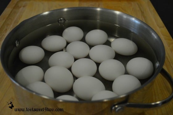 Eggs in pot
