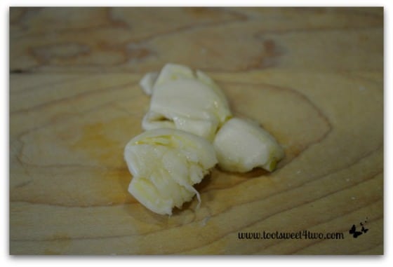 Smashed Peeled Garlic