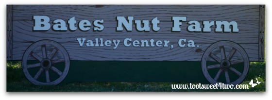 Bates Nut Farm Wagon facade