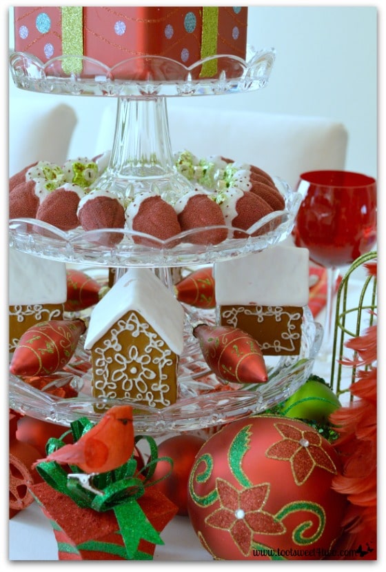 3-Tier Dessert Stand with Christmas ornaments