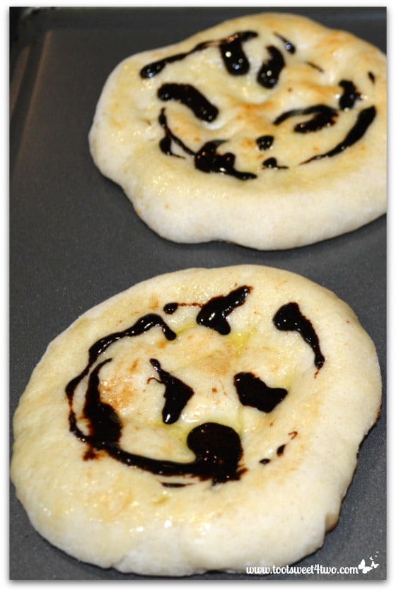 Flatbreads drizzled with balsamic reduction Pic 2