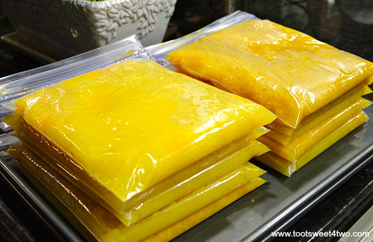 Bags of pumpkin puree ready for the freezer - Pic 22