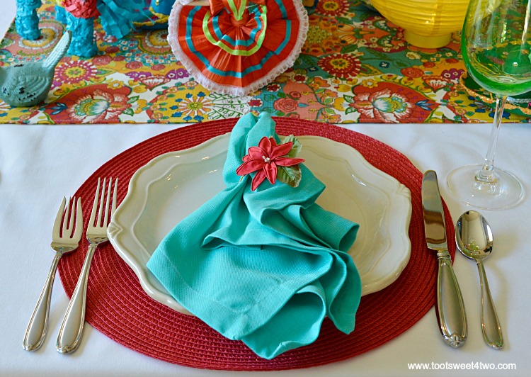 Aqua Napkin and Red Placemat for Decorating the Table for a Cinco de Mayo Celebration